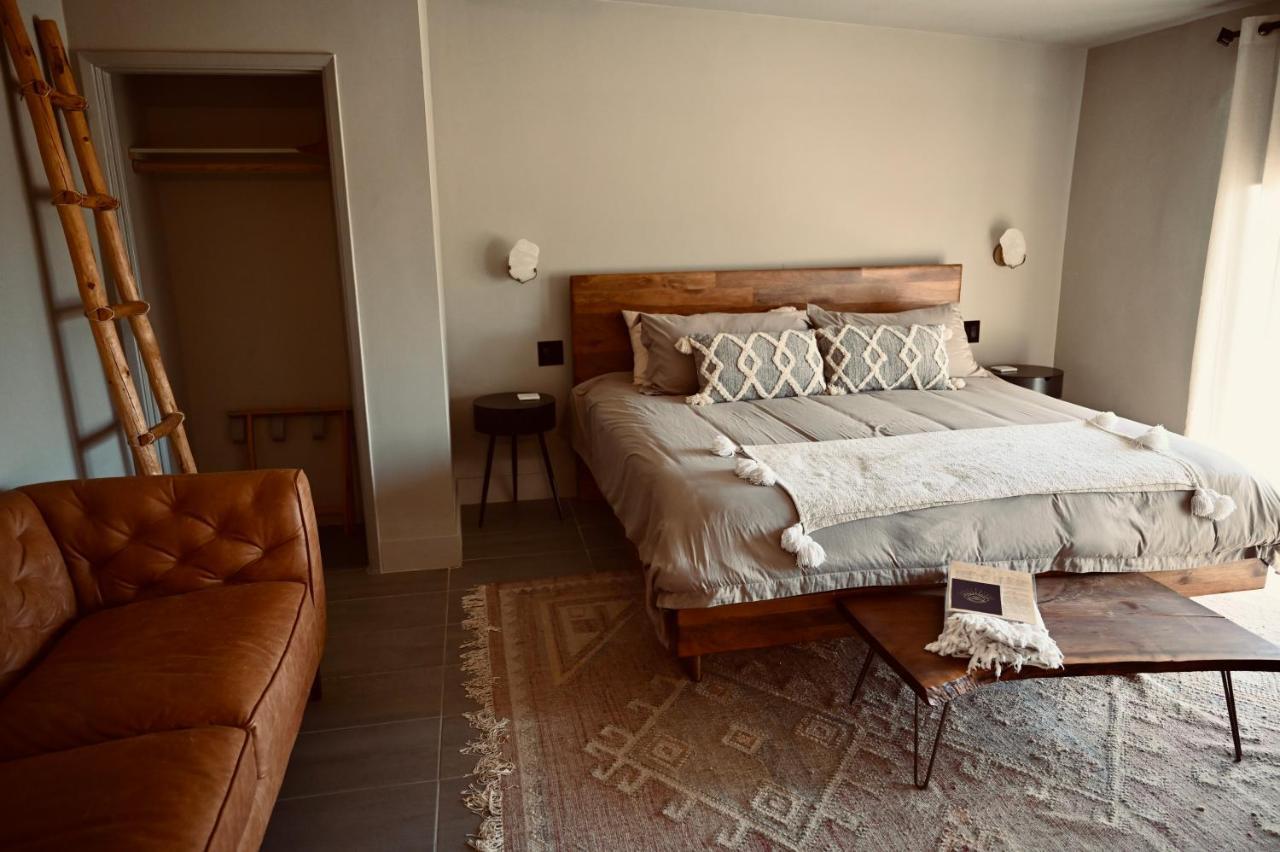 Miracle Manor Boutique Hotel & Spa Desert Hot Springs Exterior photo