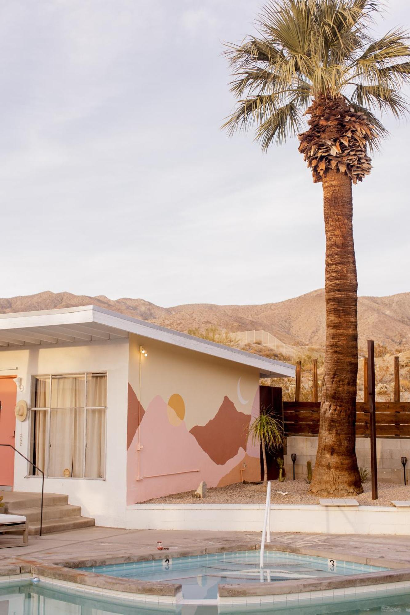 Miracle Manor Boutique Hotel & Spa Desert Hot Springs Exterior photo