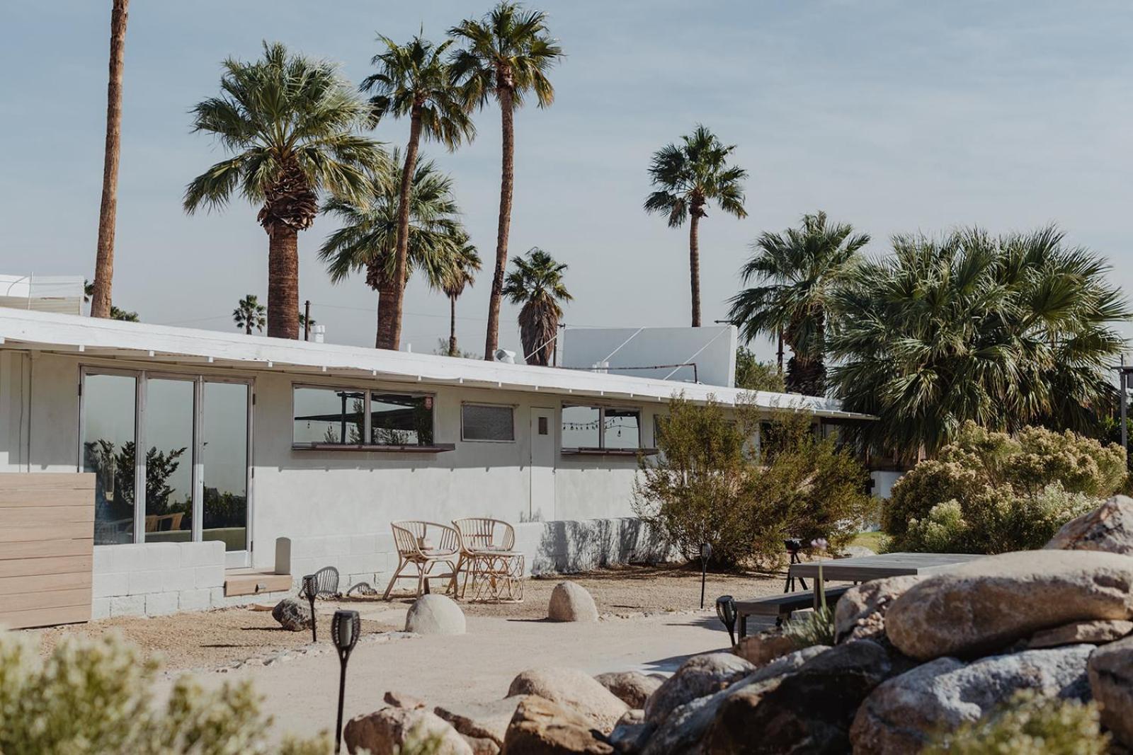 Miracle Manor Boutique Hotel & Spa Desert Hot Springs Exterior photo