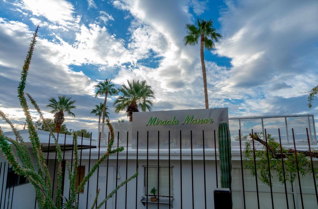 Miracle Manor Boutique Hotel & Spa Desert Hot Springs Exterior photo